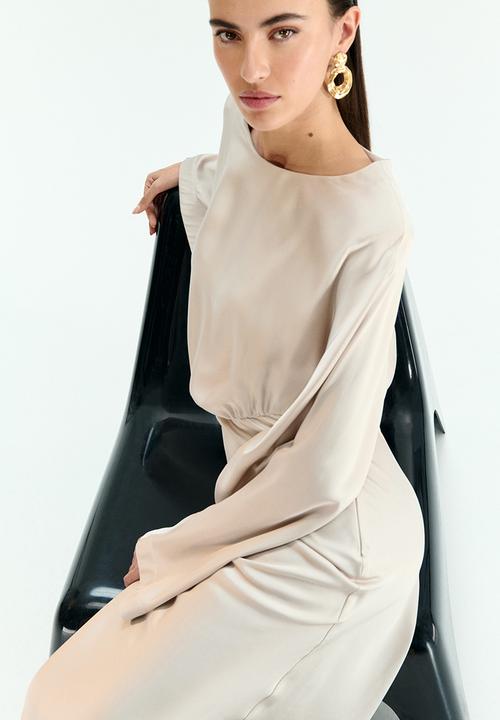 H&M - Shoulder-pad satin dress - light beige