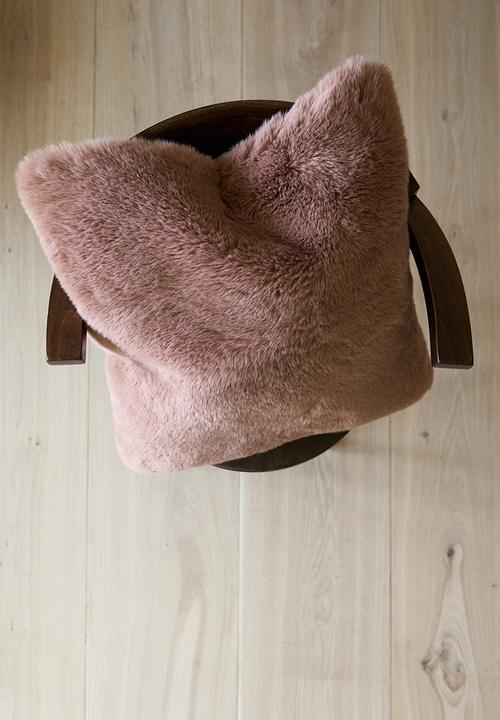 Fluffy cushion cover - dusty pink 