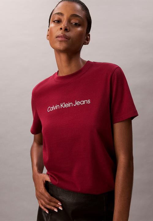 Calvin Klein - A- inst. logo classic tee short sleeve - magenta jewel
