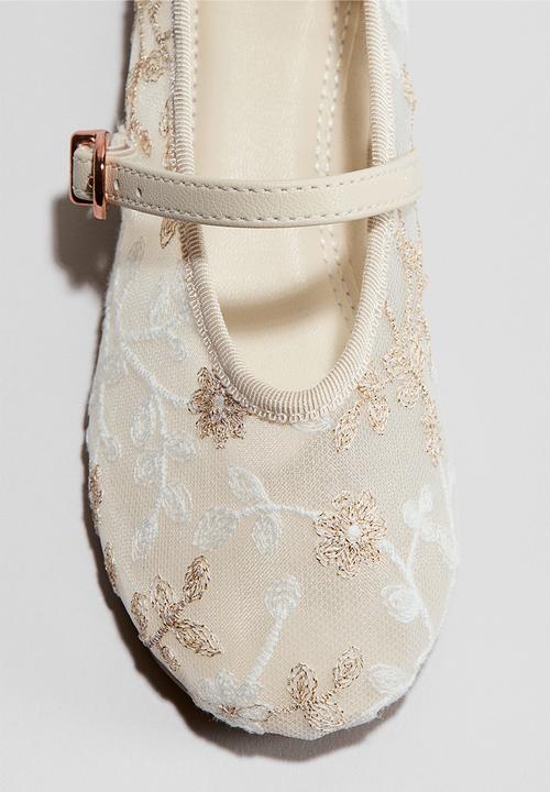 H&M - Embroidered mary janes - light beige/floral