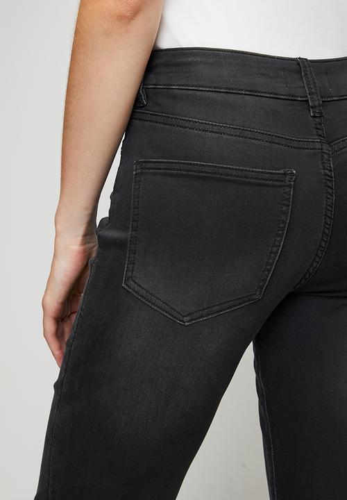 Stella Morgan - Mid Waist Straight Leg Denim Jean - Black