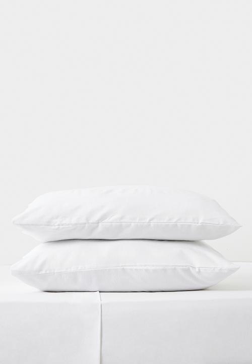 Cotton Blend 2 pack p/case Set - White