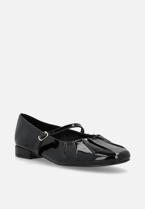 Madison® - Ozell mary-jane pump - black