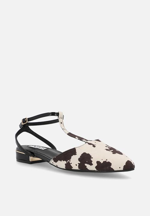 Madison® - Ola ankle strap pump - cow print
