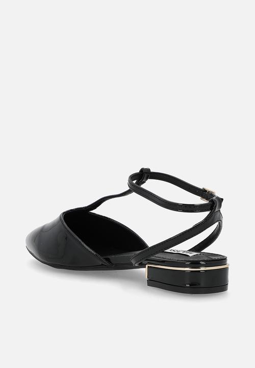 Madison® - Ola ankle strap pump - black