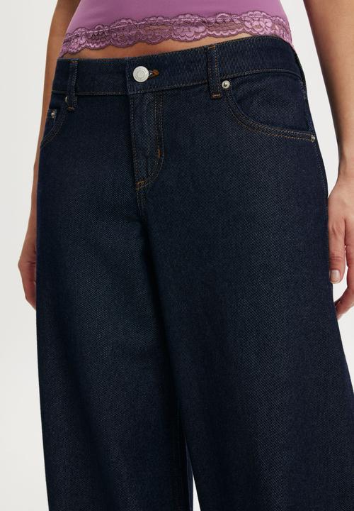 Cotton On - Low rise wide jean - aries blue