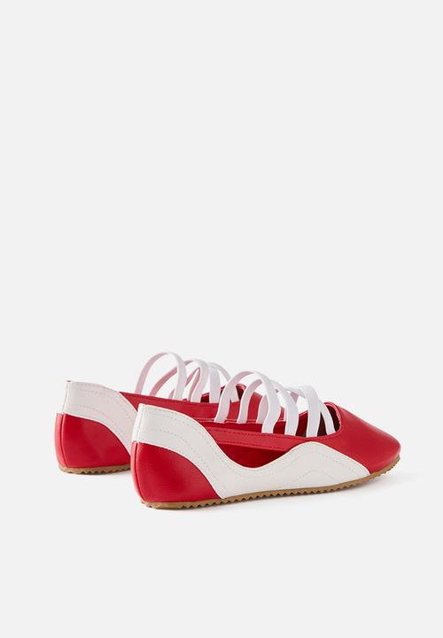 Cotton On - Spencer Sporty Flats -  Varsity Red/White