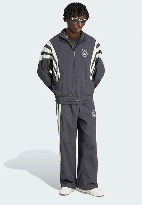 adidas Originals - Originals Santiago Tracktop - Utility Black
