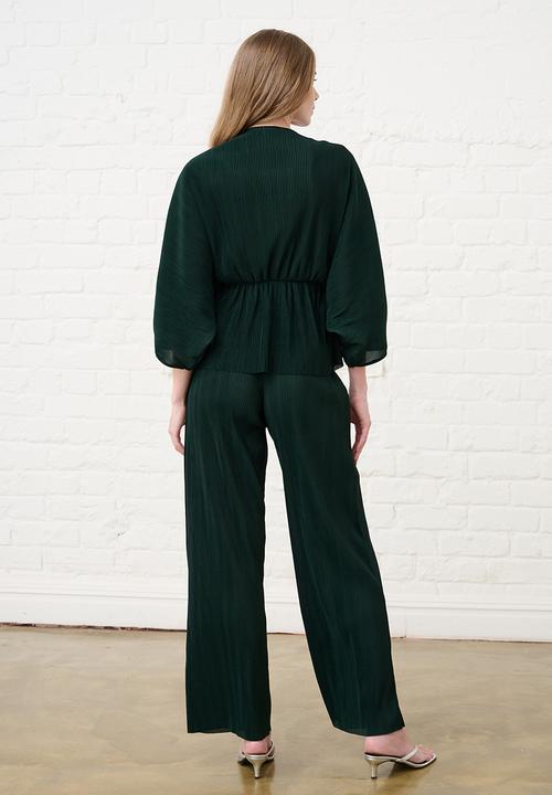 Me&B - Kimono Plisse Top - Bottle Green