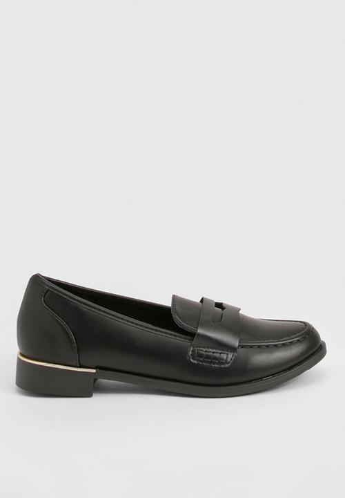 boohoo - Gold trim basic loafers - black