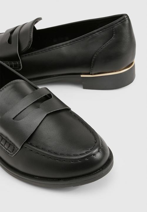 boohoo - Gold trim basic loafers - black