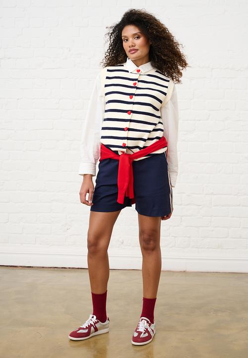 Me&B - Knitwear Vest with Heart Buttons - Navy Stripe