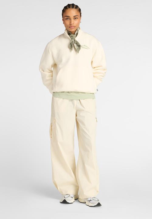 New Balance  - New Balance Cargo Pant - Linen