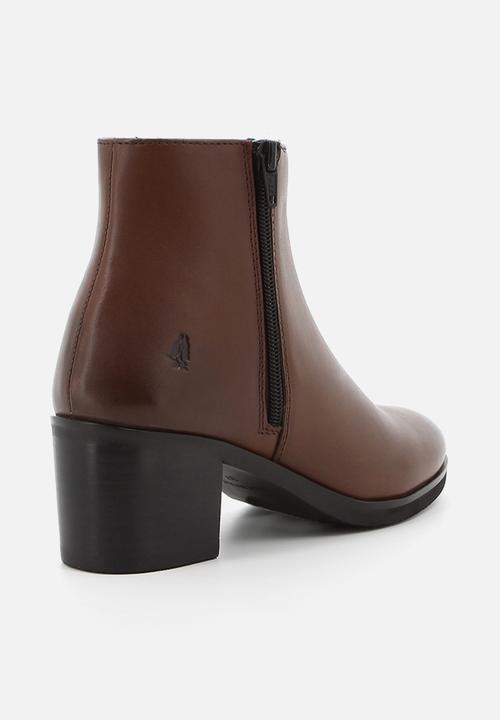 Hush Puppies - Dawn leather boot - dark tan
