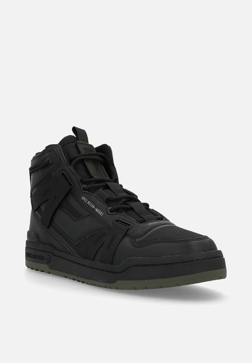 S.P.C.C - Recon Corbin Sneakers   - Black