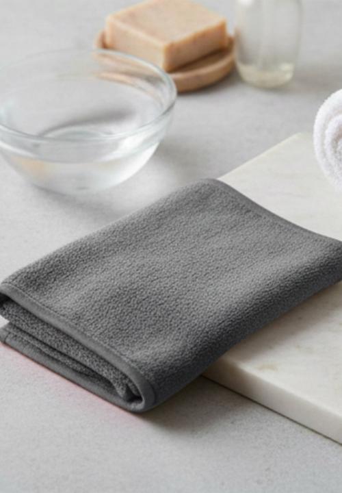 Glam Beauty - Large Magic Make Up Remover 2 Piece Set - Light Grey