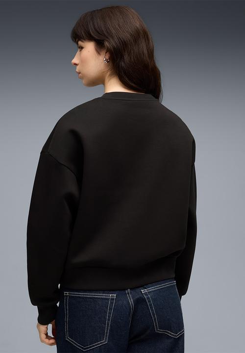 PUMA - Ess Elevated Oversized Logo Crew Dk - Puma Black