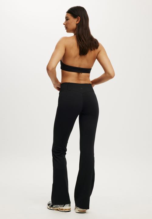 Cotton On - Ultra Soft Scrunch Front Flare - Black