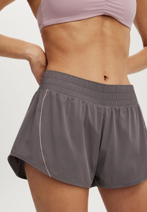 Cotton On - Active Curve Hem Short - Violet Grey