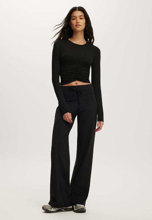 Cotton On - Active Ruched Front Long Sleeve - Black