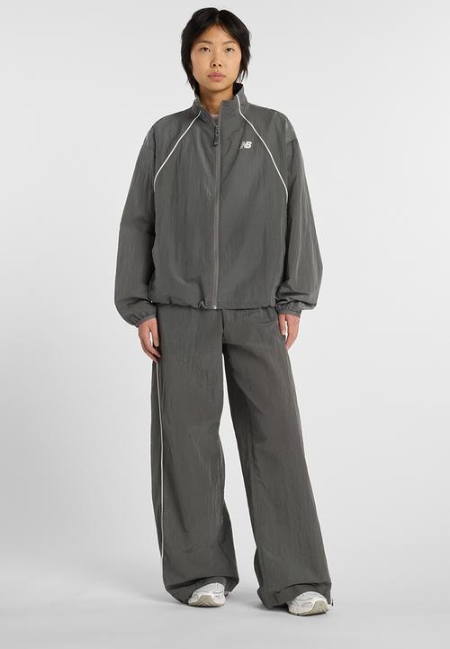 New Balance  - NB Athletics Sport Legacy Jacket - Castlerock