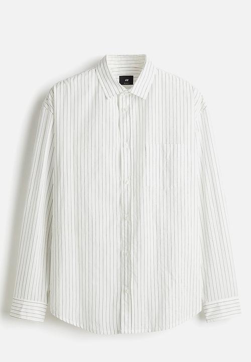 H&M - Relaxed fit shirt - white/pinstriped