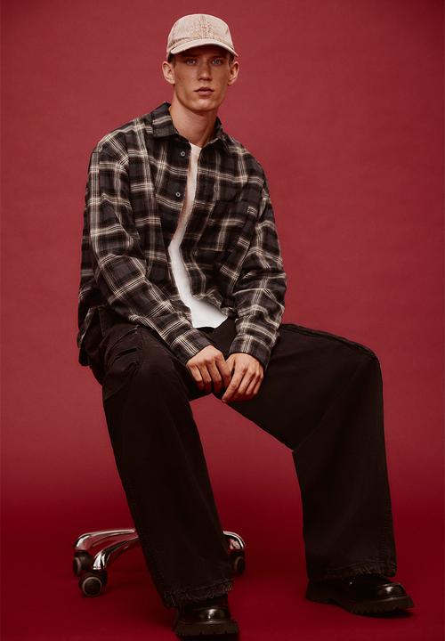 H&M - Loose fit shirt - grey & brown checked