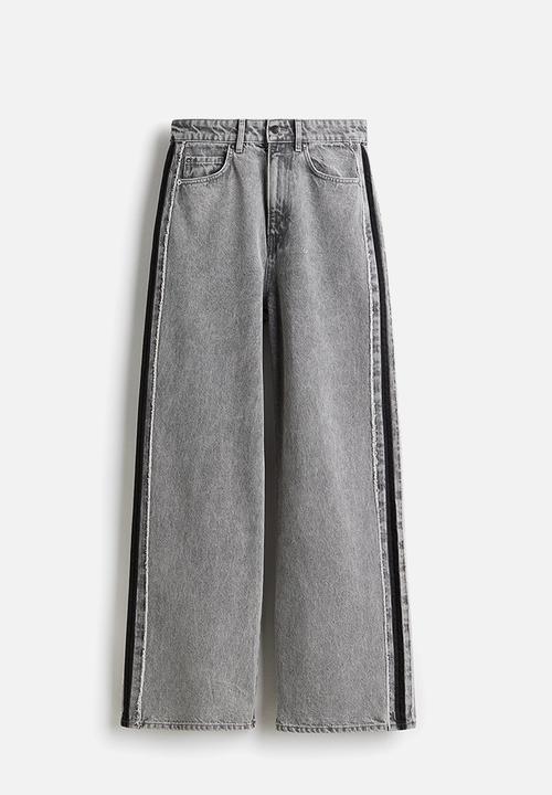 H&M - Side-panelled jeans - denim grey
