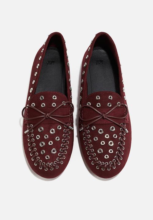 H&M - Eyelet-embellished loafers - burgundy