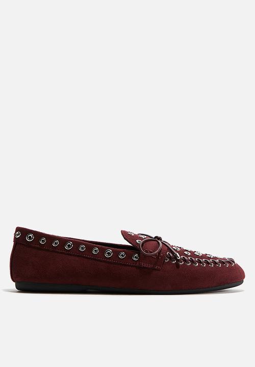 H&M - Eyelet-embellished loafers - burgundy