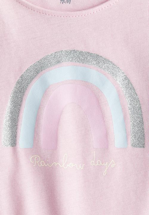 H&M - Printed flutter-sleeved top - pink/rainbow