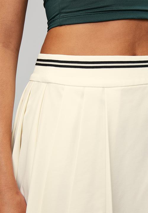 Reebok - Lawn Club Skirt - Chalk