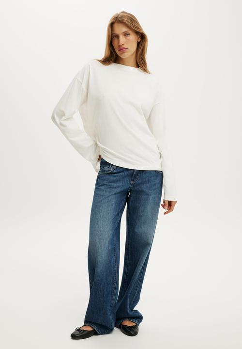 Cotton On - Oversized boxy long sleeve tee - vintage white