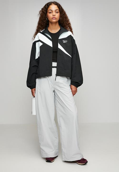 Reebok - Women'S Icon Open Hem Tracktop - Night Black/Classic White