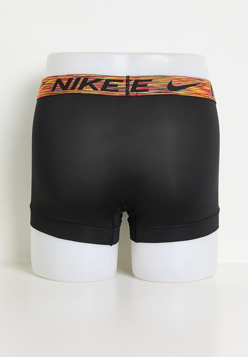 Nike - Trunk 3 pack - blk dty cts/grn stke/blk spc dye wb