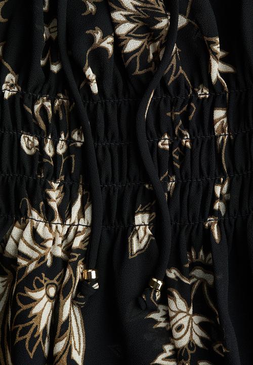 H&M - Smocked blouse - black patterned