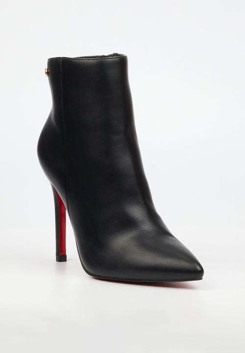 Miss Black - Boss 24 heel ankle boot - black