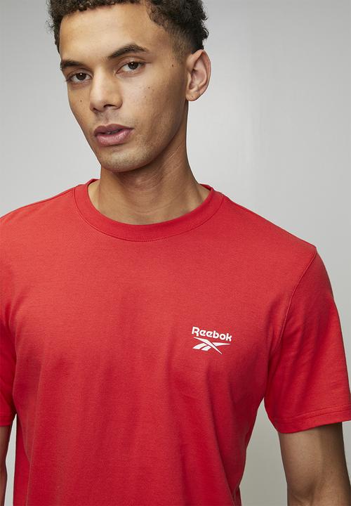 Reebok - CODY SMALL LOGO CREW NECK SS TEE - VECTOR RED