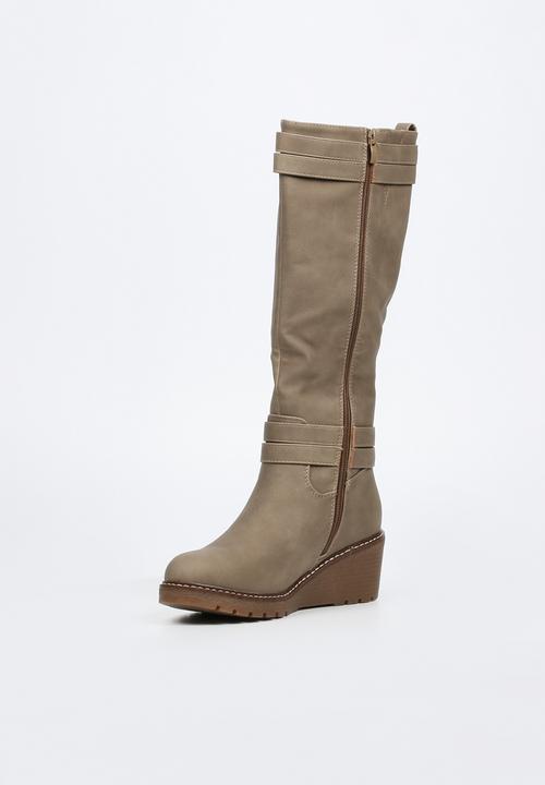 Butterfly Feet - Conway 3 boot - taupe
