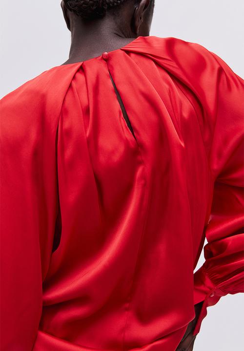 H&M - Balloon-sleeved satin blouse - bright red