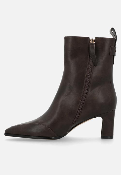 POLO - Slim block heel ankle boot - brown