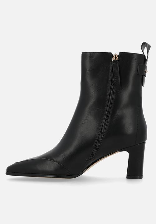 POLO - Slim block heel ankle boot - black