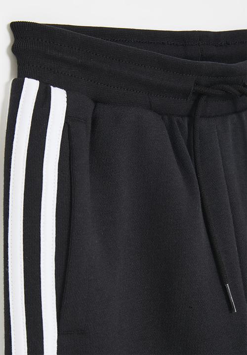 adidas Originals - 3s youth short s26 - black