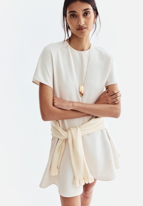 H&M - Butterfly-sleeved dress - cream