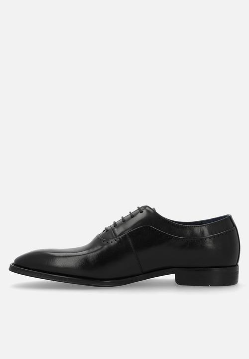POLO - Perforated Oxford Lace Up - Black