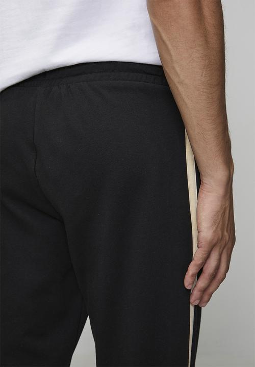 PUMA - Ess ELEVATED Sweatpants TR cl - PUMA Black