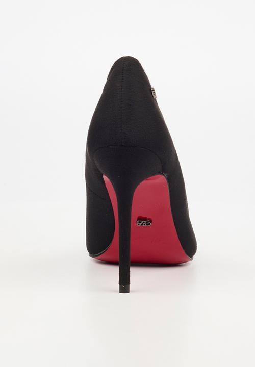 Miss Black - Lola 66 classic scallop heel - black