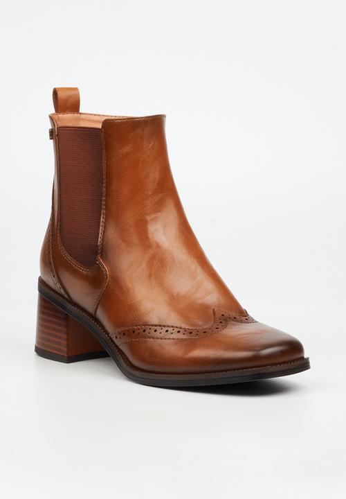 Butterfly Feet - Nikah 1 boot - tan