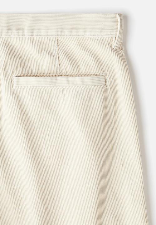 H&M - Relaxed fit corduroy trousers - beige