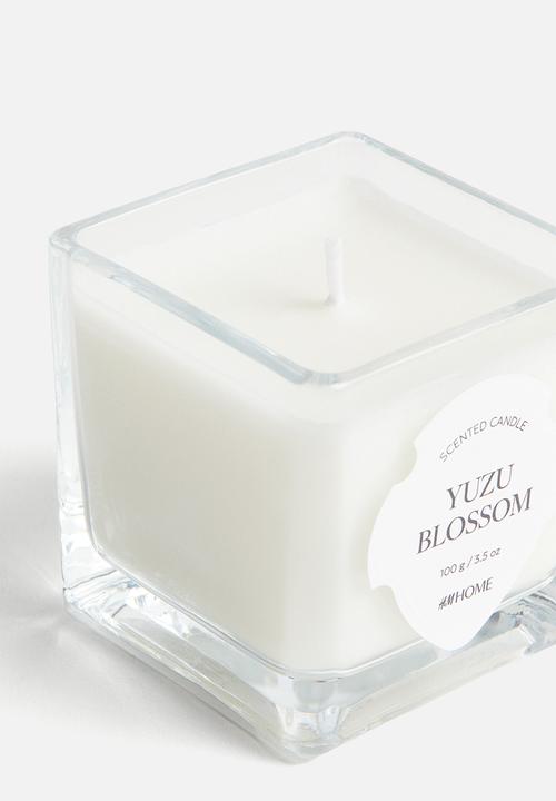 H&M - Small scented candle in glass holder - transparent